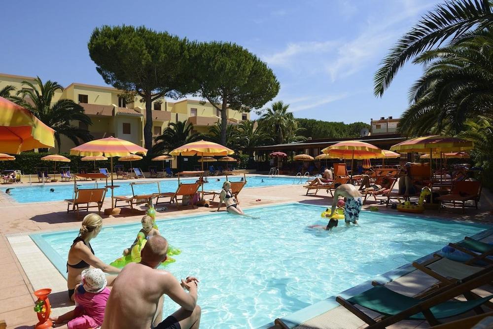 Oasis 4*