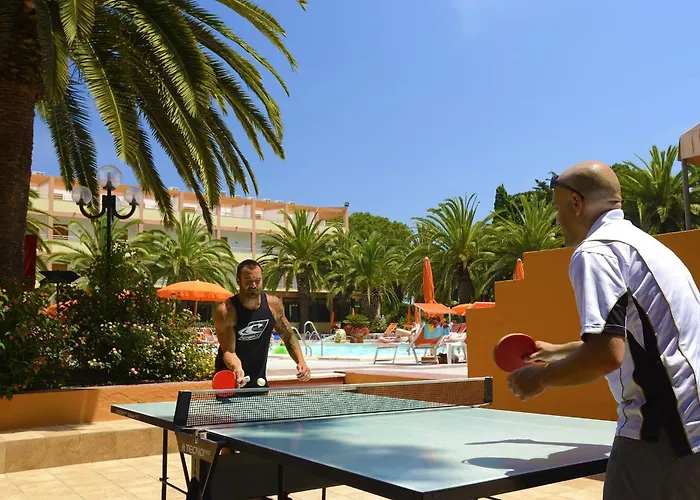 Hotel Oasis